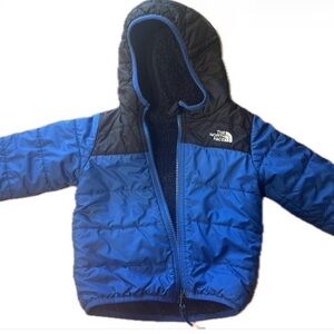 The North Face REVERSIBLE Blue and Black Hooded Jacket: toddler 18-24 month
